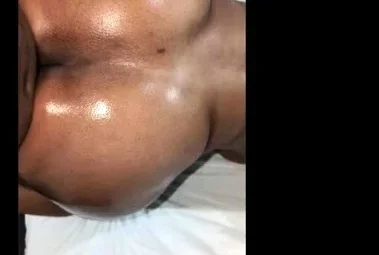 Sexy amateur masturbating and shows hot ass