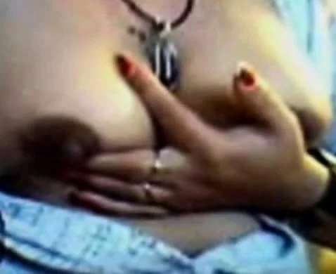 arab girl on webcam   with big boobs 3