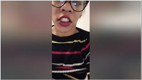 Uniqueen Peeing,farts And Licking My Jucie Off My Finger Come Taste It