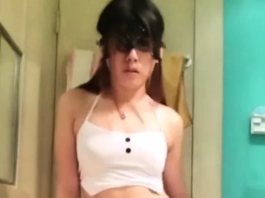 Asian sexy GF chinese webcam tease