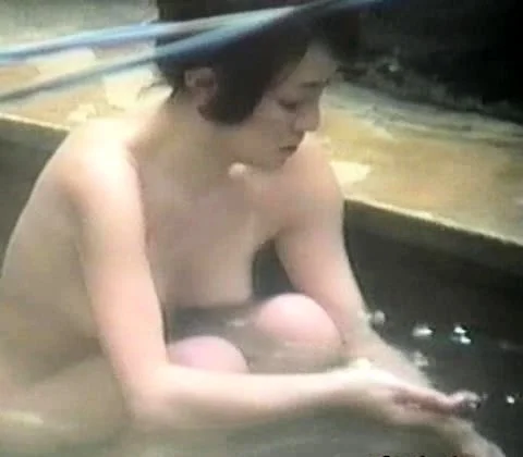 Cute amateur Asian web cam girl teases her great body