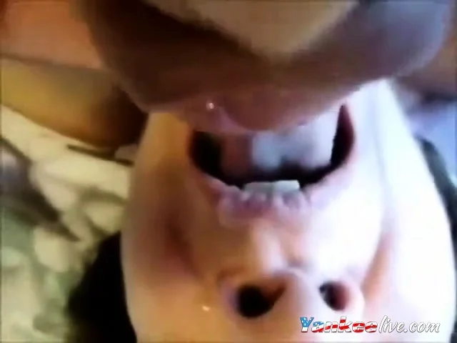 Cumming in mouth of my horny mature slut. Amateur