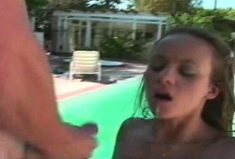 Amateur brunette teen blowjob and cumshot