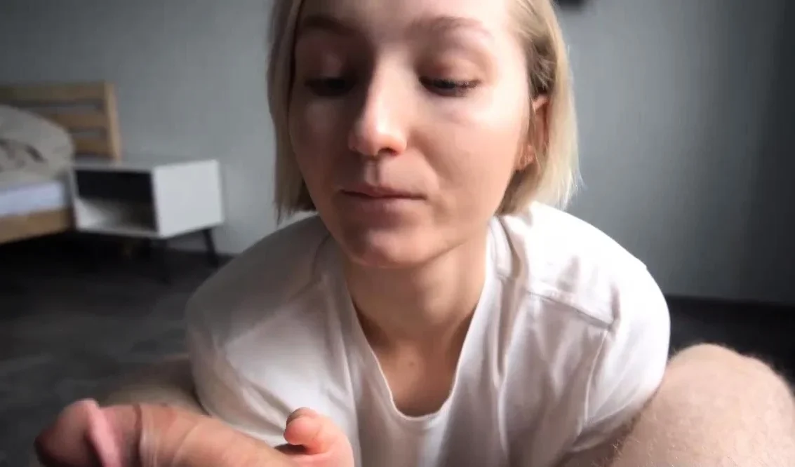 BEST BLOWJOB EVER IN MY LIFE THIS WOMAN IS BORN TO SUCK
