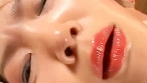 Skinny babe enjoys Japanese torture fun