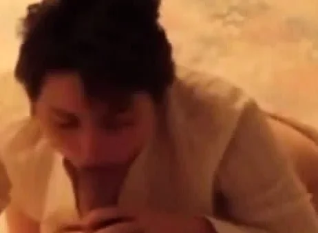 Amateur Chubby Girl Gets Serviced 3