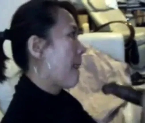 Amateur asian sucking bbc