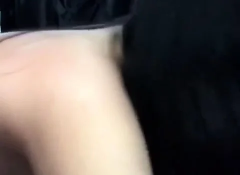 Pinay Passionate Kissing and Missionary Pounding