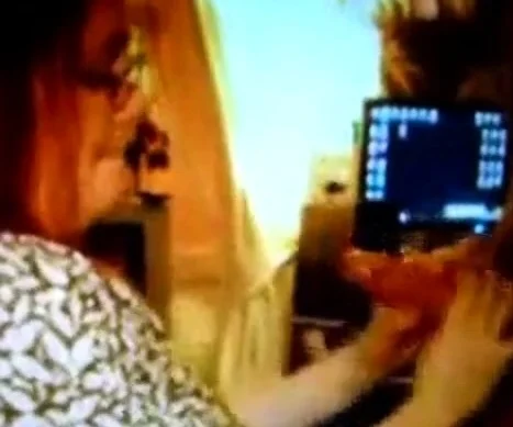 Granny Handjob on webcam! Amateur!