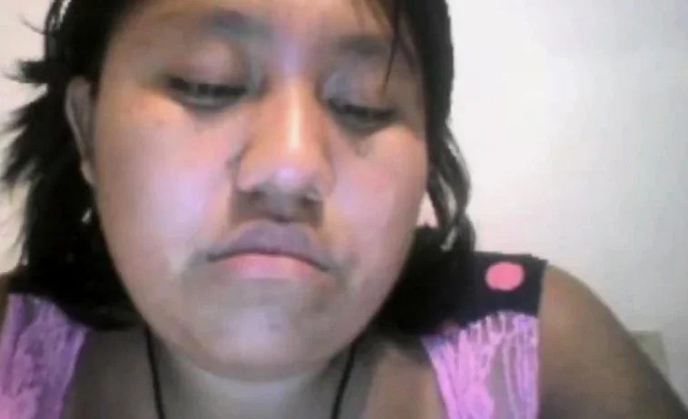 mexicana muestra tetas