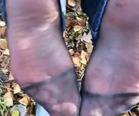 Sperma auf Deutsch Nylon Sohlen MILF