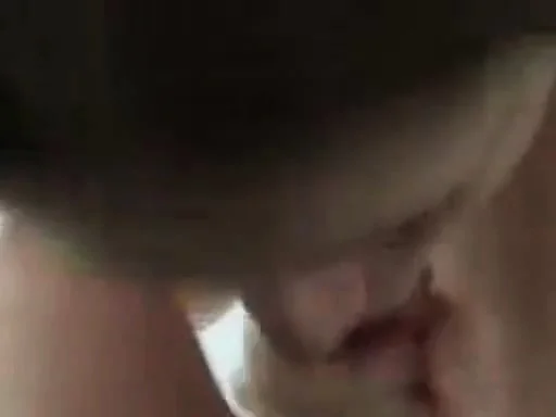 Derbe Ficken mit massivem abspritzen und Sperma schlucken