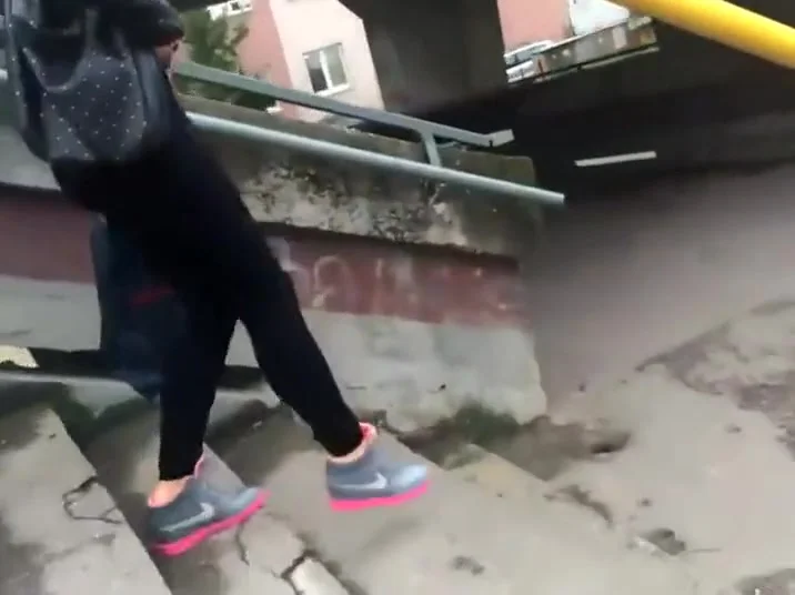 Wanking and following at same time