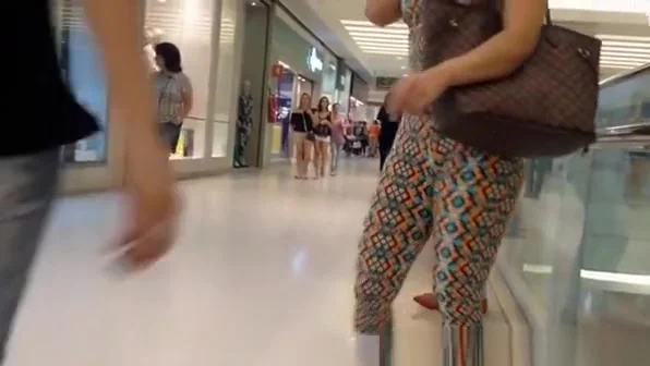 Woman cameltoe and sexy ass