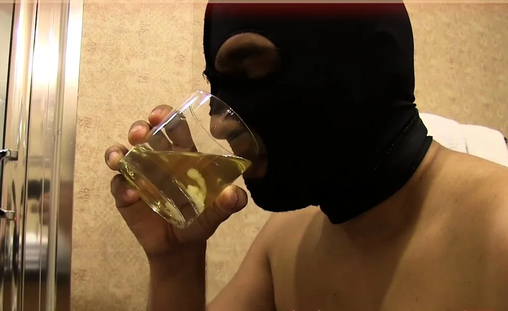 Femdom fetish strap porno