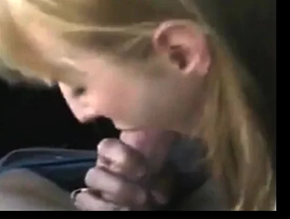 Blowjob in the car and cumshot in the mouth