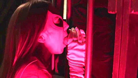 Superheroine Trapped