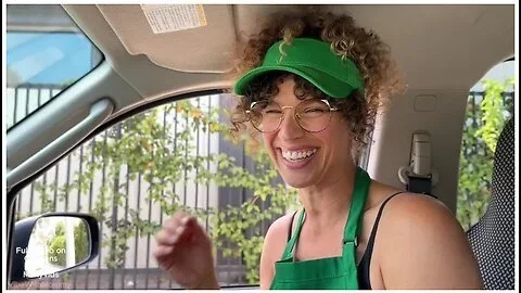 Starfucks Forgets The Coffee And Goes Home With Customer