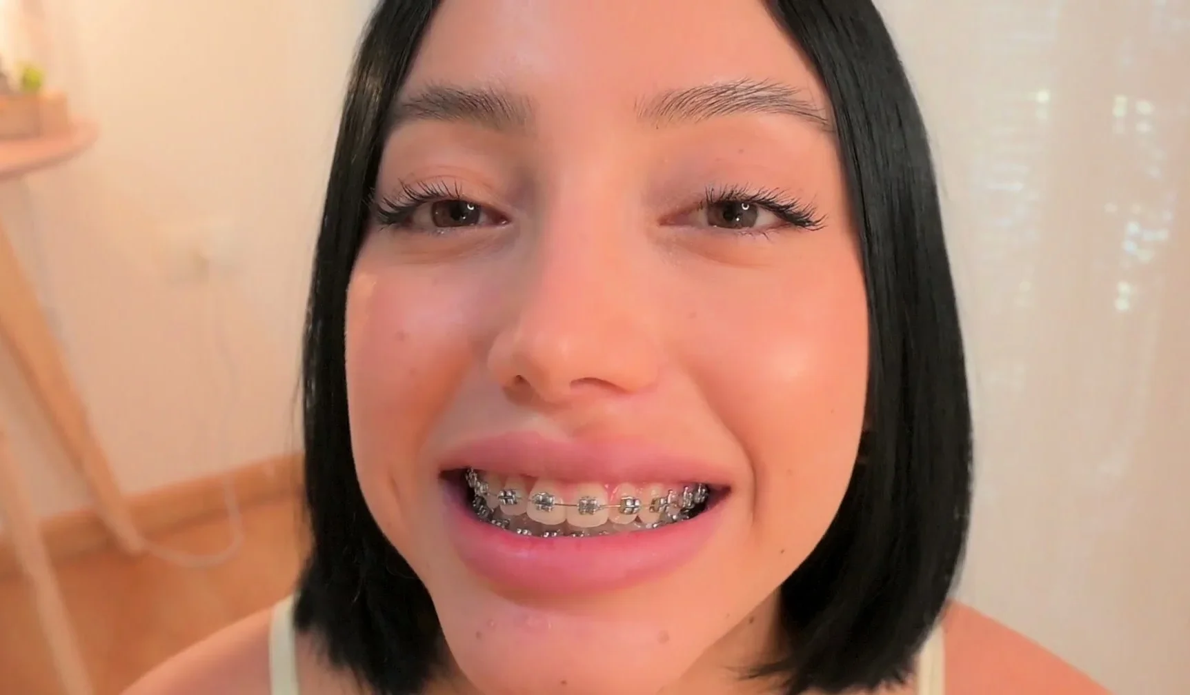 Beautiful teen brunette Jessica Sinn masturbates