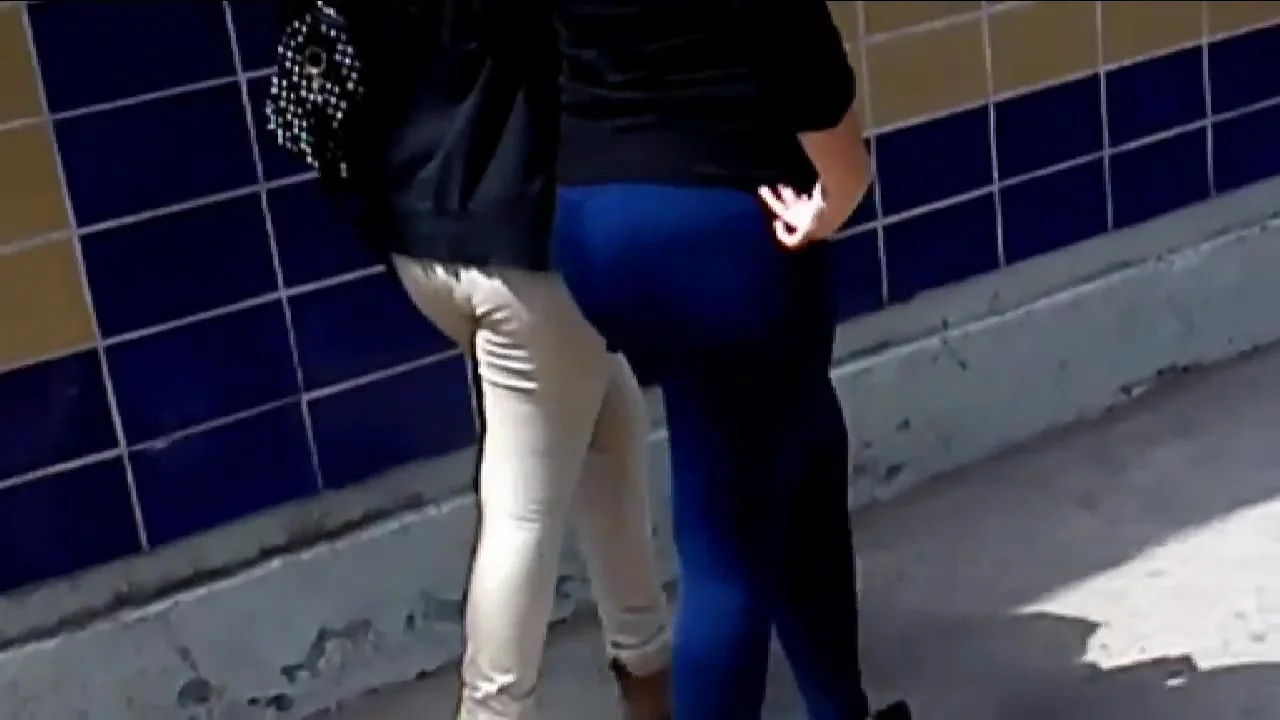 Linda Nalgoncita con su mama