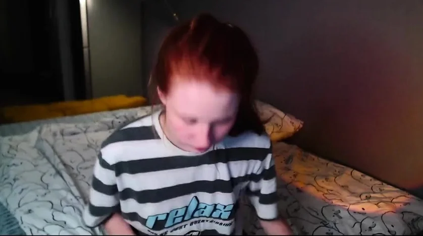 Amateur Blonde Teen Plays Solo with Toy Webcam Porn