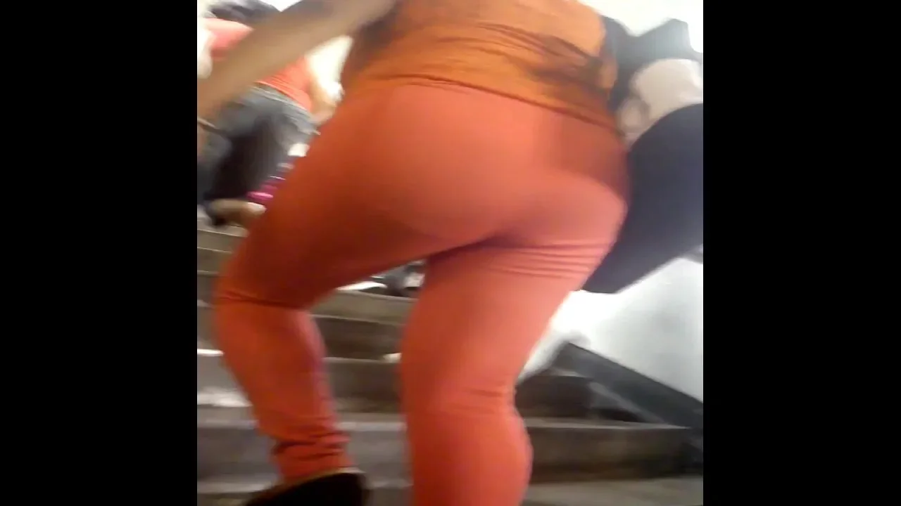 Mujer con culote, mallones y calzonsotes
