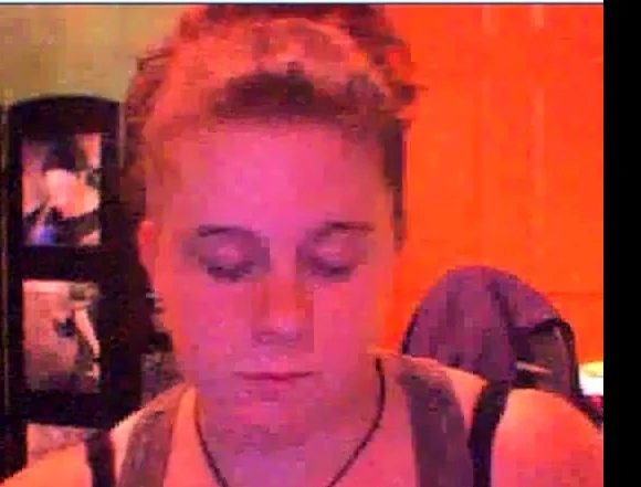 girl change clothe front webcam