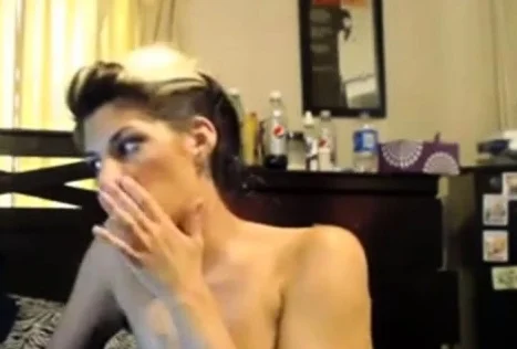 Webcam Couple Facial Show