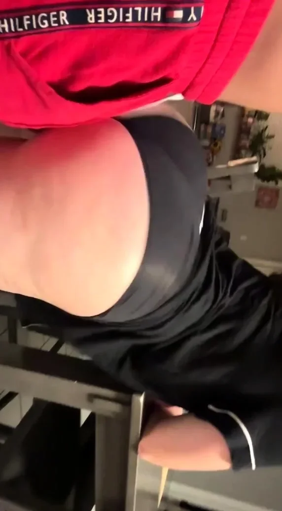 Young Amateur Girl Stripping and Masturbating Cam