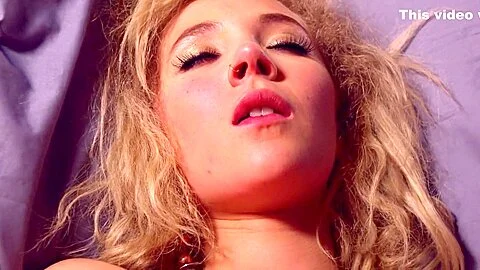 Kaboom (2010) Juno Temple