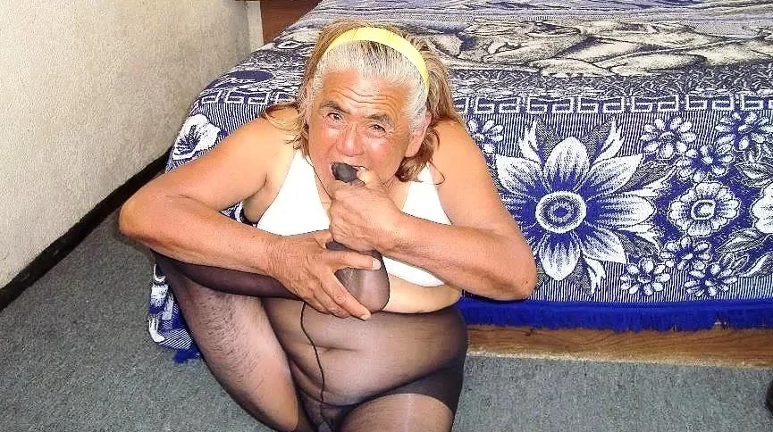 HELLOGRANNY Grandmothers have experience and do the best