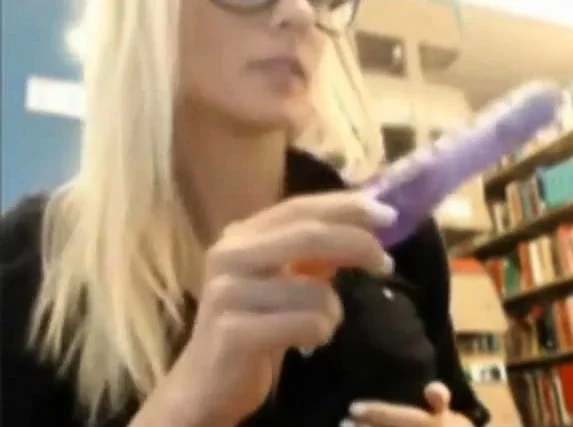 Nerdy Library Girl