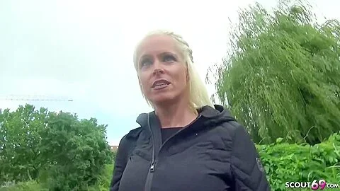 Extrem Hot Berlin Milf Sophie Seduce Fuck Street Casting - Teaser Video