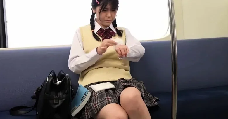 Sexy Asian Japanese Teen Suckin and Finger