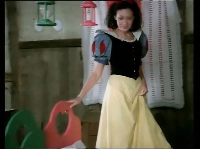 Snow white heads into the woods to find a place where she can get off
