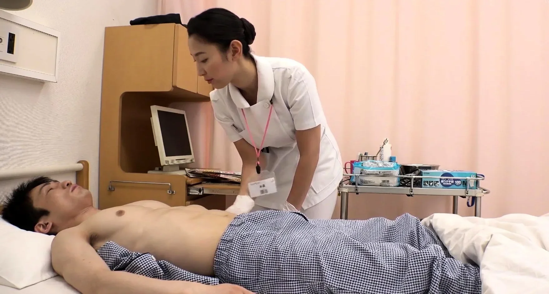 NURU SLIPPERY ASIAN Japanese Massage with SUKEBE CHAIR