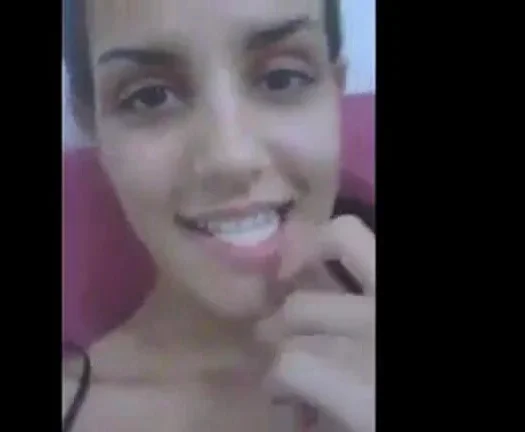 MORENINHA NA SIRIRICA GOSTOSA