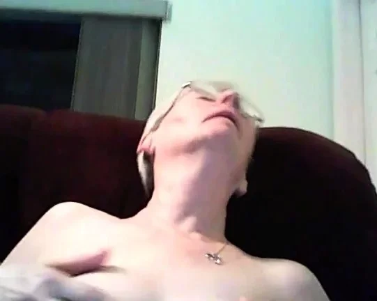 Nanny Loves Tit Play