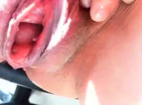 qui veut lecher mamie ?