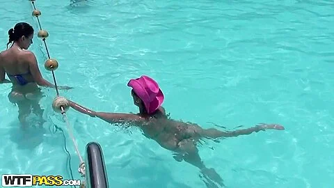 Aprilia & Lexxis & Zuzka in hot lezzers having sex in a porn travel movie