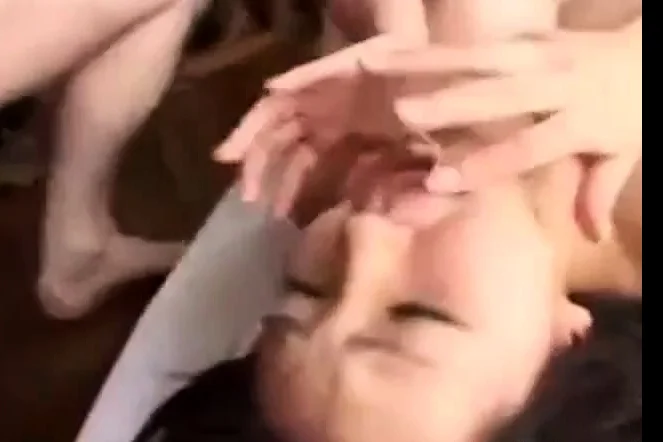 Japanese pregnant milf takes a gangbang bukkake