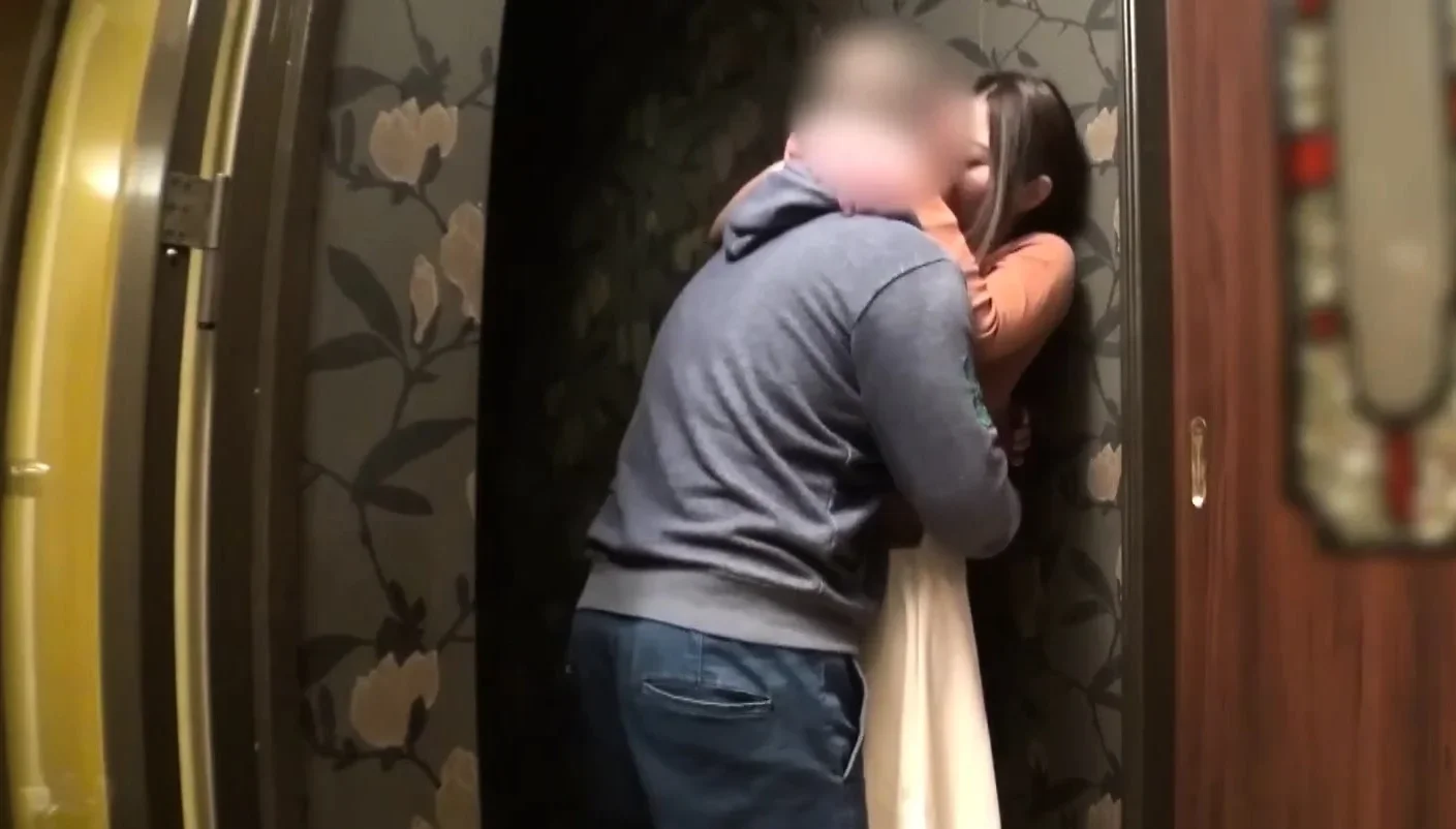 Amateur big ass teen blowjob and a sexy fuck HD
