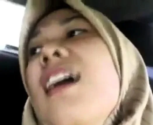Malay- tudung jahil 1
