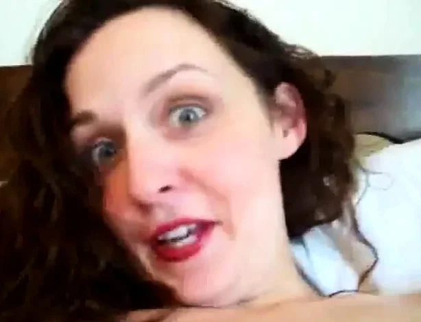 Dirty Talk - Shy Southern White Woman Plays With Her Cum