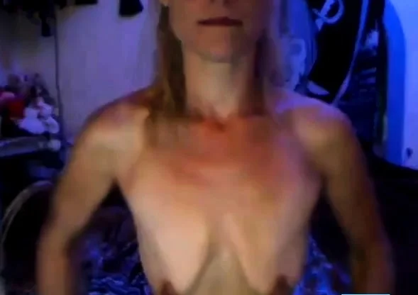 girl with patethic empty saggy tits insults herself (part 1)