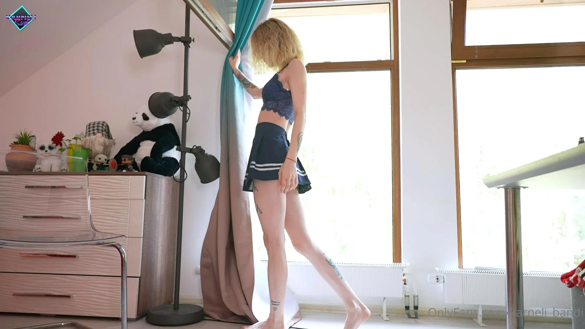 Naked Blonde Teen Girl Pussy Masturbation On Webcam
