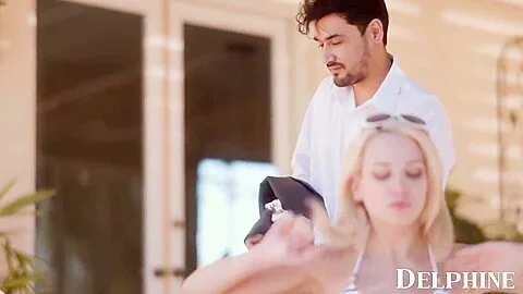 Madison Summers - Sexy House Sitter Gets Lathered Up And Fucked By The Pool