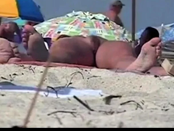 Nude Beach - Don't you love these Showoffs