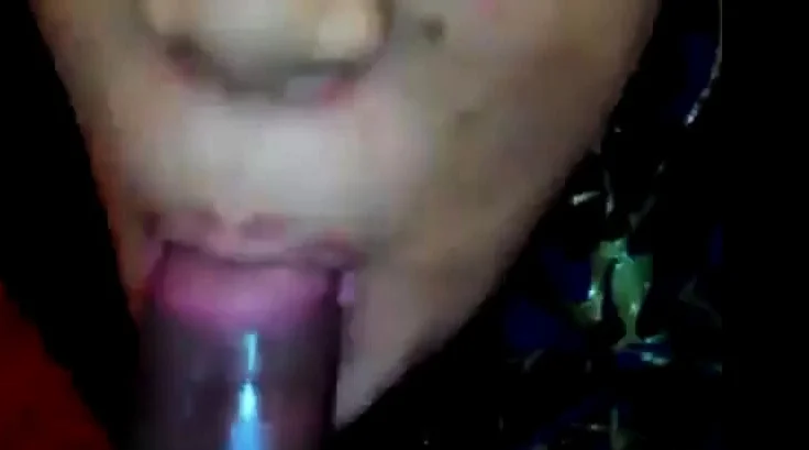 Green eyed ebony gets facefucked
