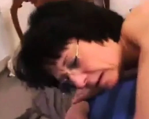 Granny with glasses in Stockings Fucked in the ass